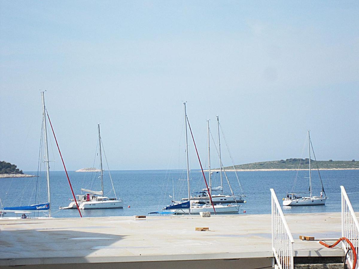 Villa Lucia Premium Rooms Примоштен Экстерьер фото